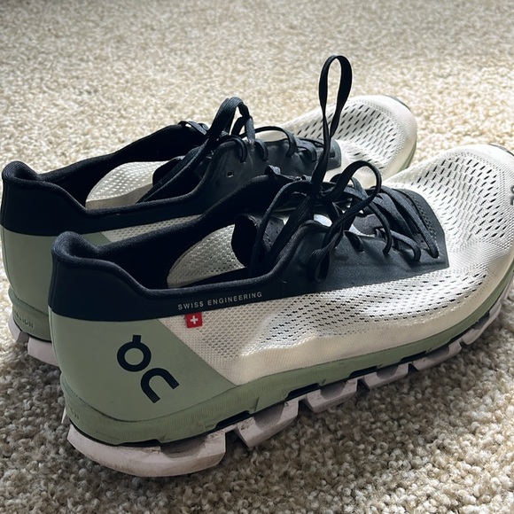 On Cloud Cloud booming running Sneakers Men’s 9.5 - Picture 9 of 10